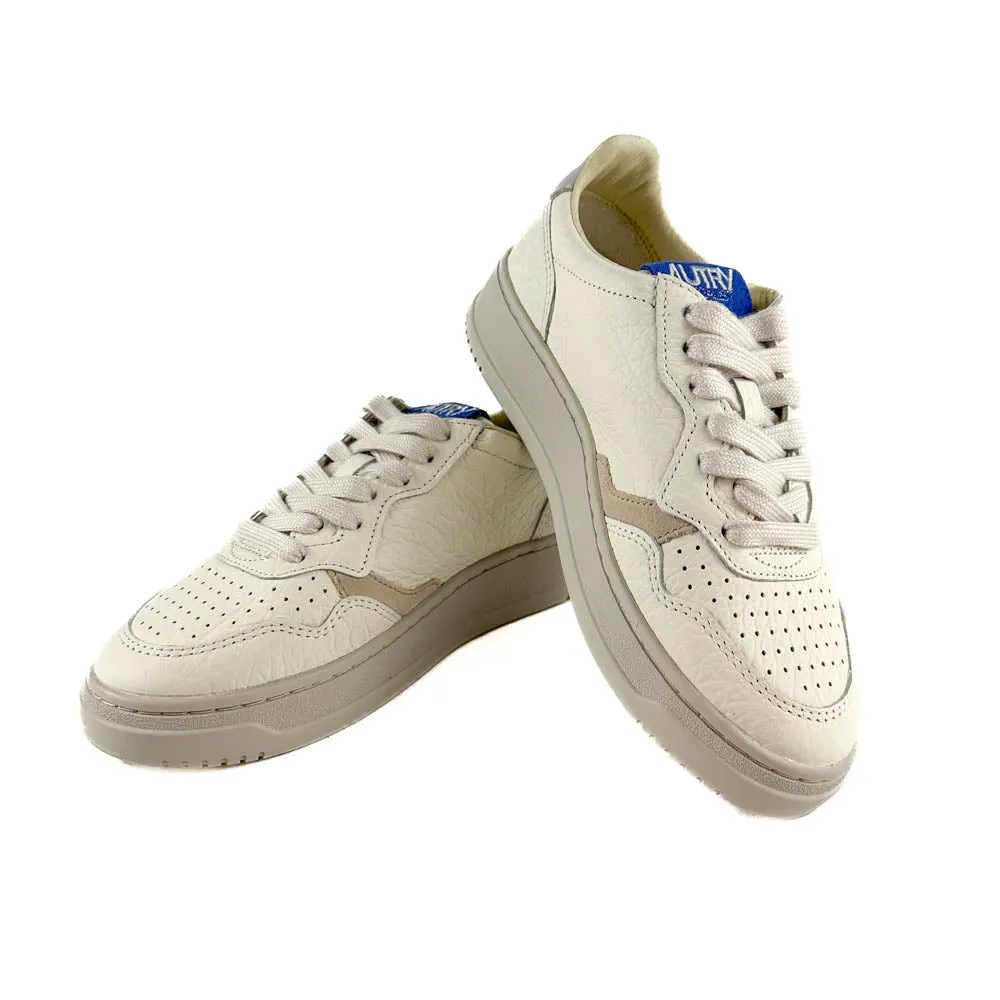 Autry - Medalist Low Sneakers (Hay/Sand Suede)