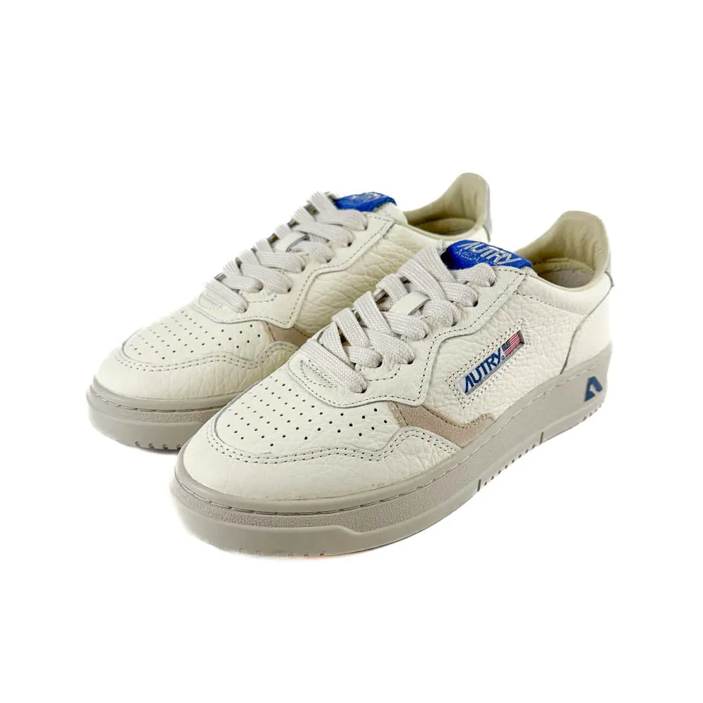 Autry - Medalist Low Sneakers (Hay/Sand Suede)