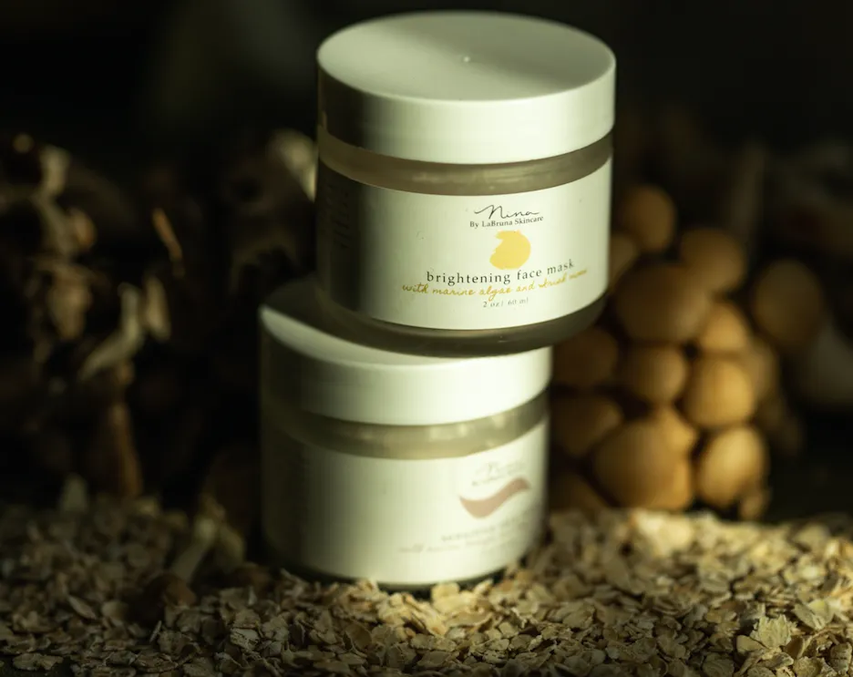 Brightening Face Mask with Goldenberry and Shiitake Mushroom by LaBruna Skincare