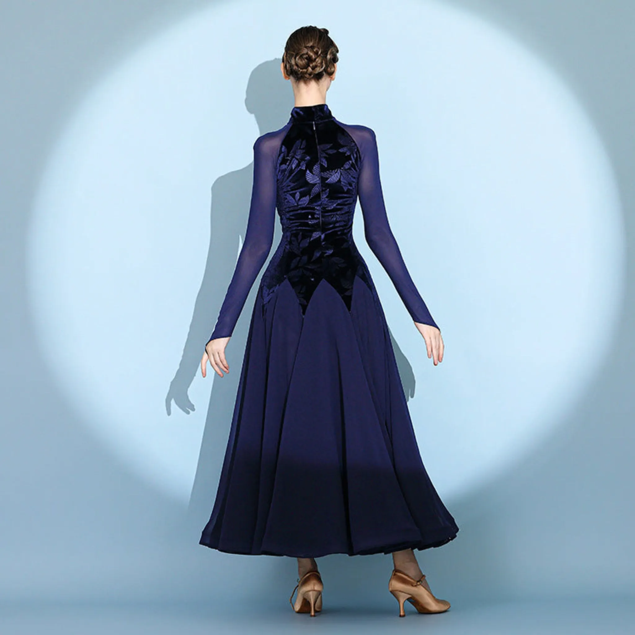 Graceful Moves | Red / Blue
