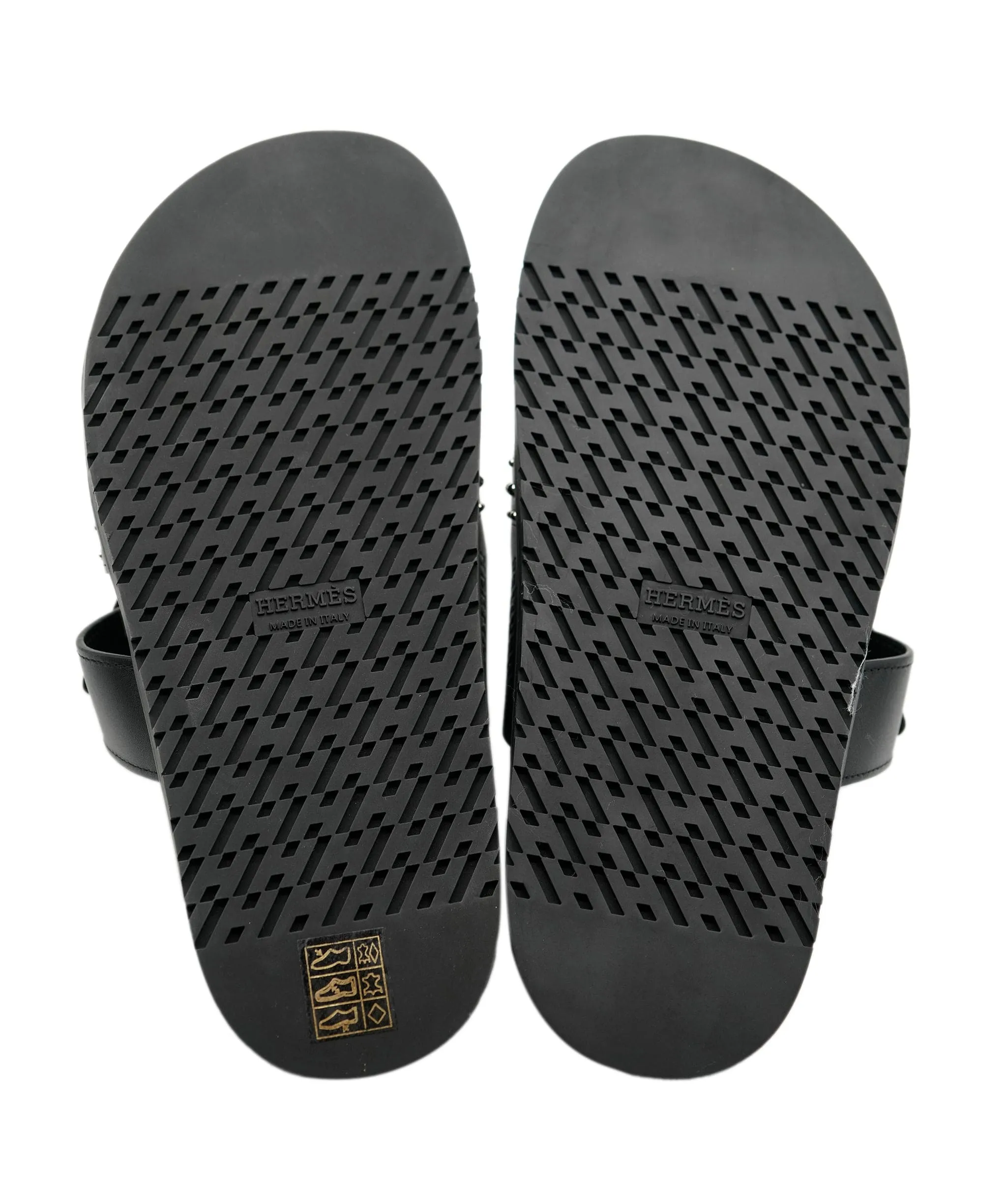 Hermes black sole Chypre with beads size 36.5 ASL4799