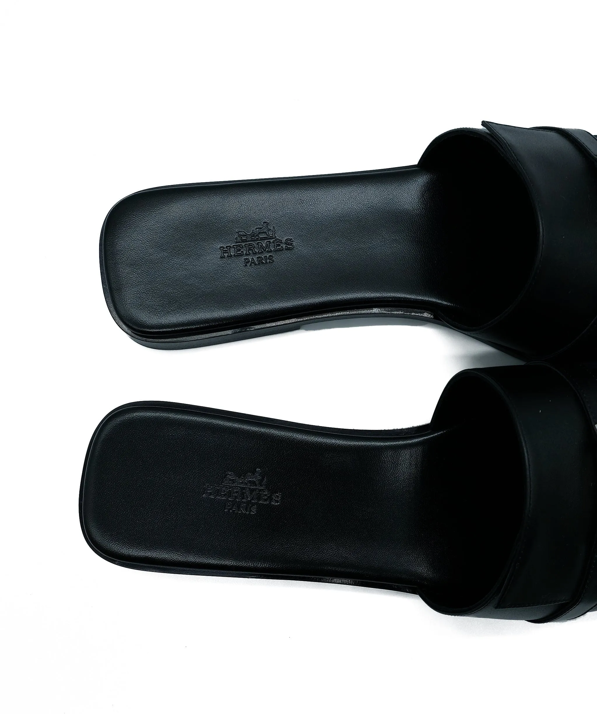 Hermes Kelly Lock Sandals Black 42 REC1179