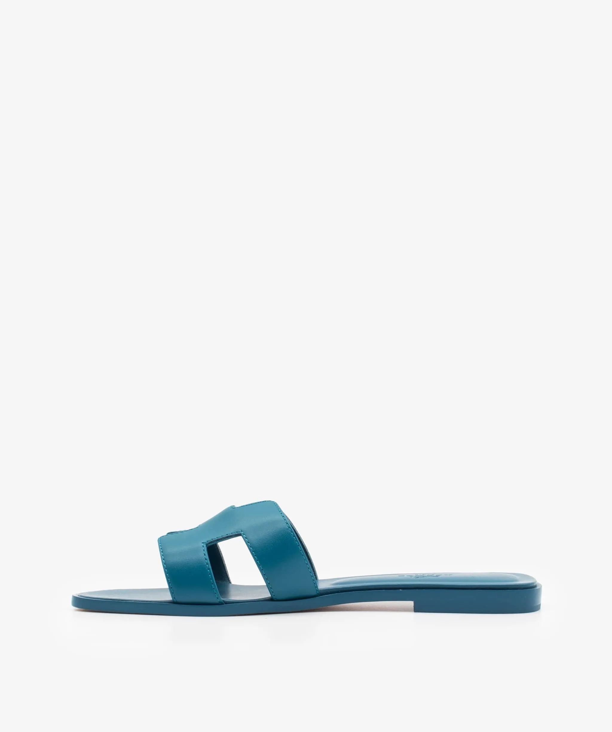 Hermes Oran Sandals Blue Velvet 38.5 - 01DUB101