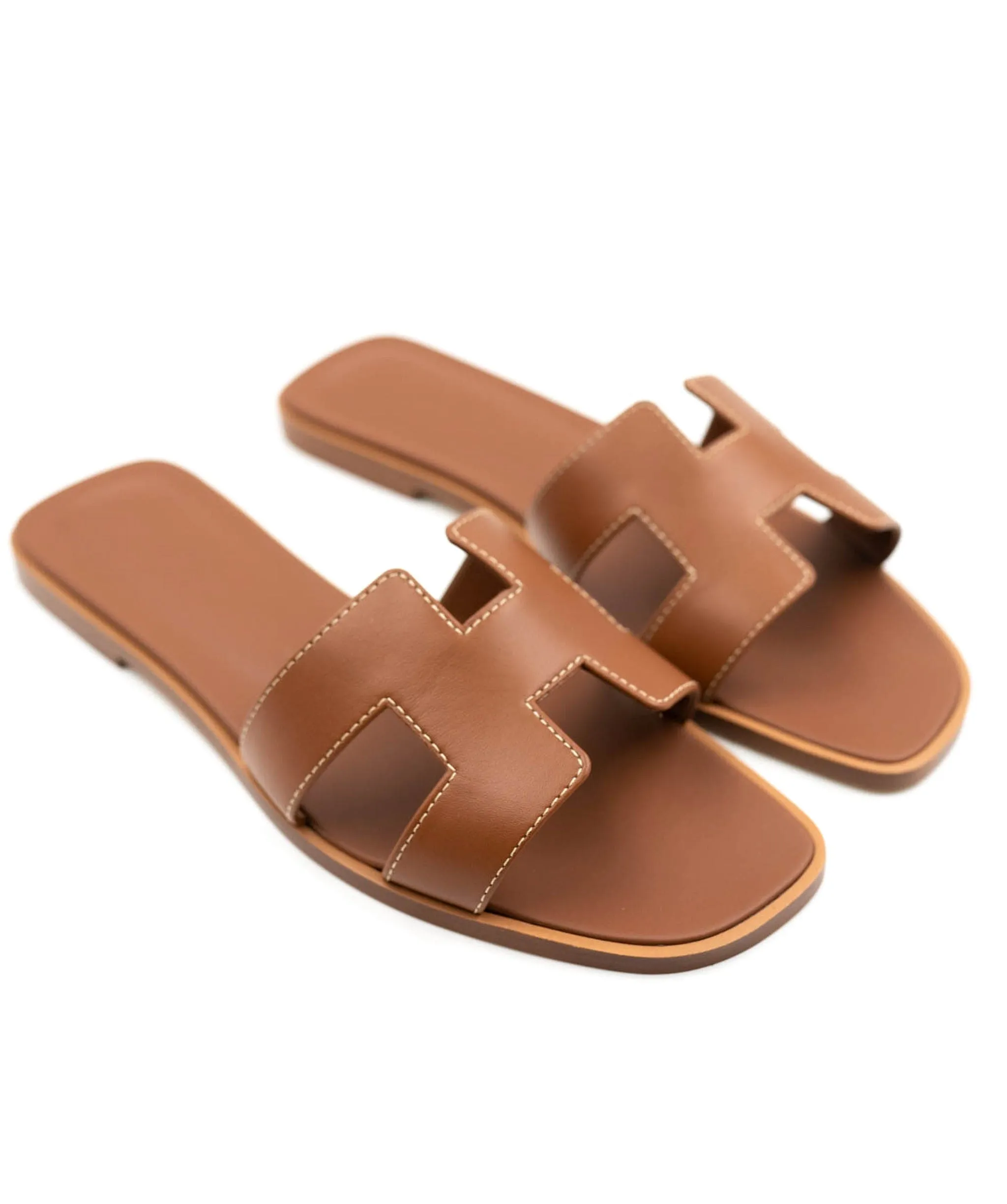 Hermes orans sandals in gold with swift leather AVC1006