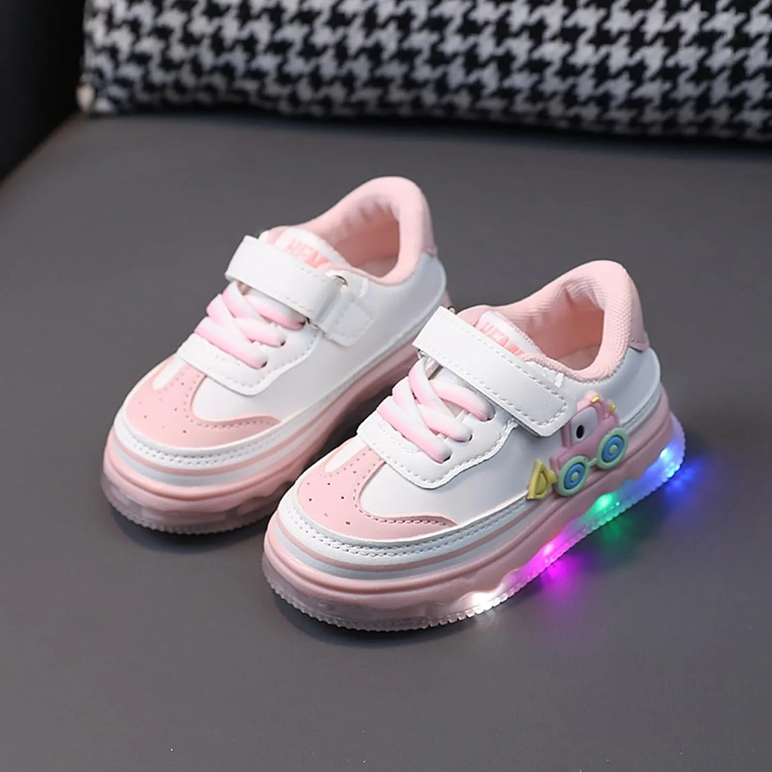 Kids Light Up Flashing Sneaker Athletic Running Shoes Lace-Up Slip-on Sneakers for Boy Girl Kids Glowing Trainer