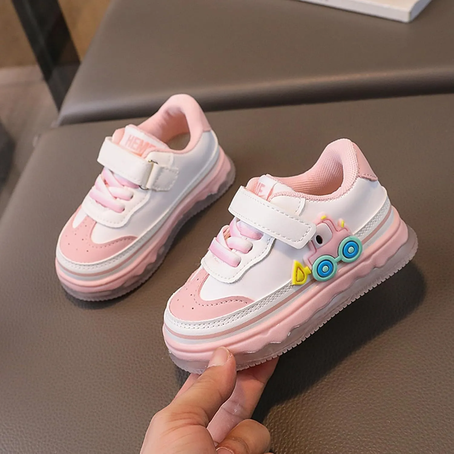 Kids Light Up Flashing Sneaker Athletic Running Shoes Lace-Up Slip-on Sneakers for Boy Girl Kids Glowing Trainer