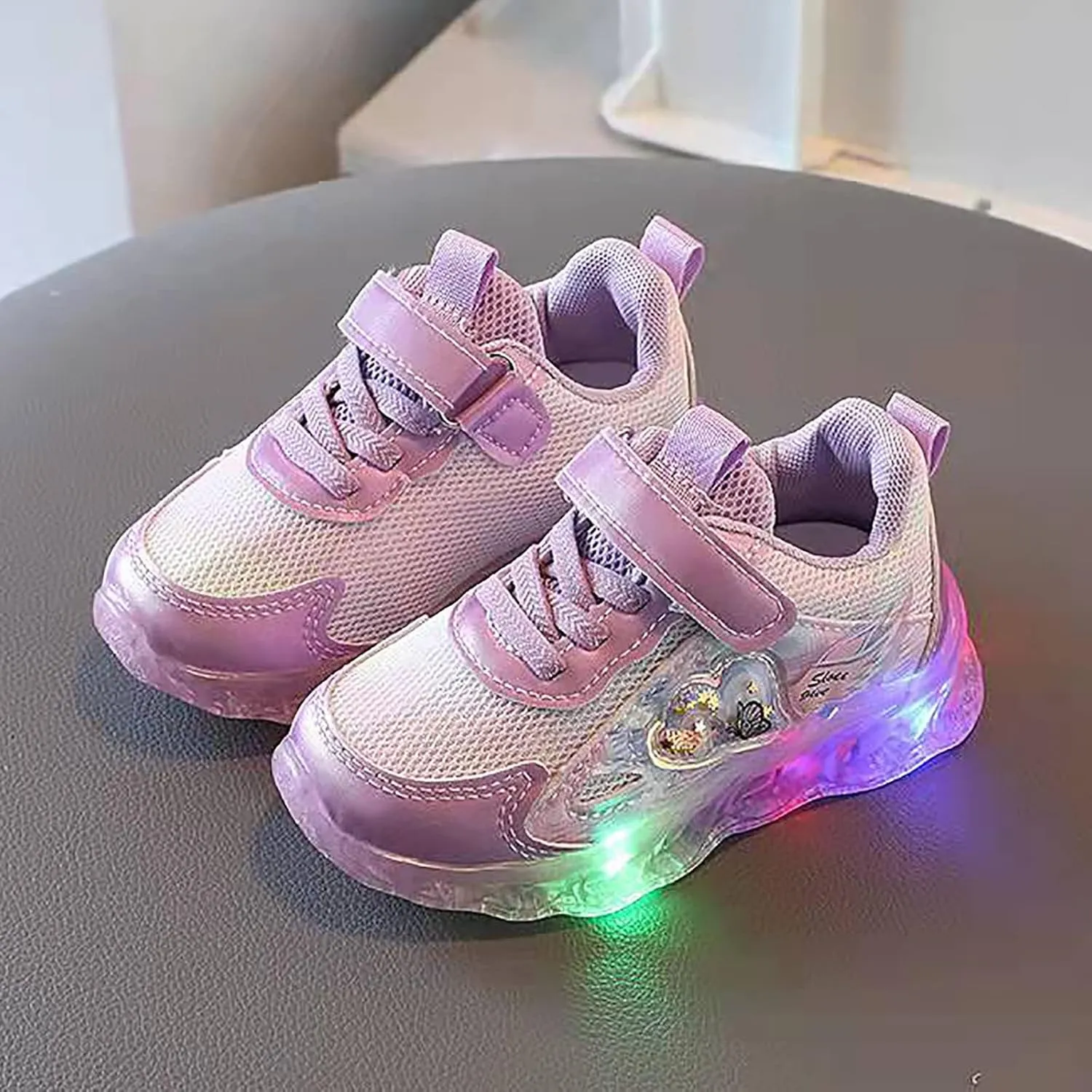 Light Up Shoes for Girls, Toddler Cute Fashion Flashing Running Athletic Sneakers Kids Cute Glowing Sports Shoes
