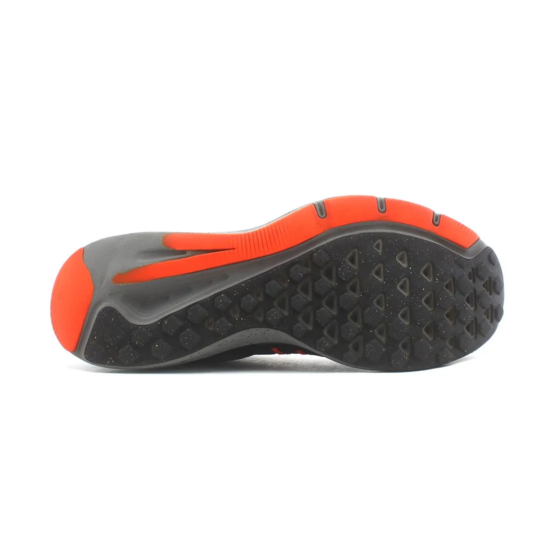 NIKE  RUN SWIFT SE