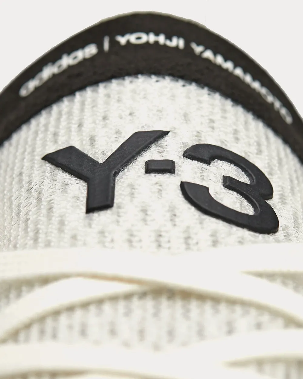 Shiku Run Core White / Black / Orbit Grey Low Top Sneakers