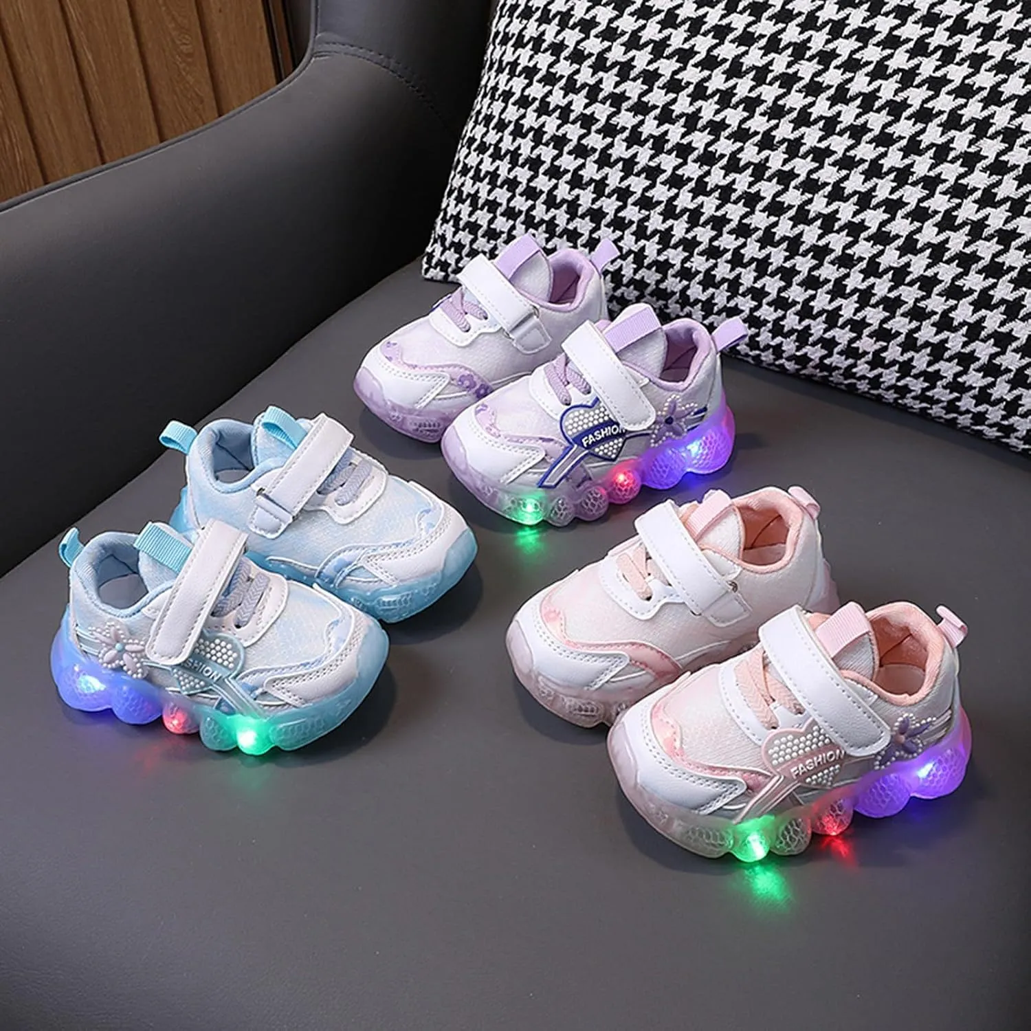 Toddler Light Up Shoes Summer and Autumn Children's Sports Shoes for Small and Medium Sized Children's Toddler Shoes