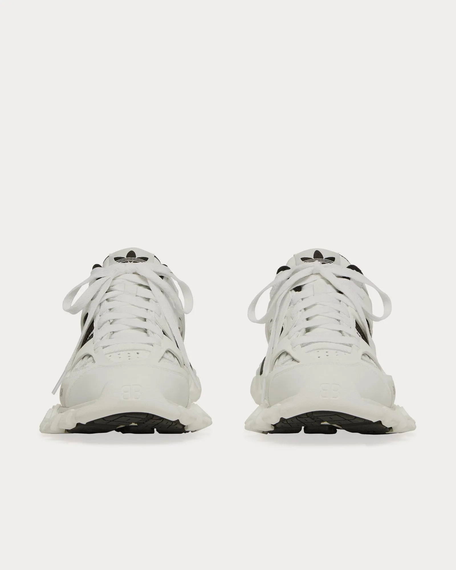 Track Forum White / Black Low Top Sneakers