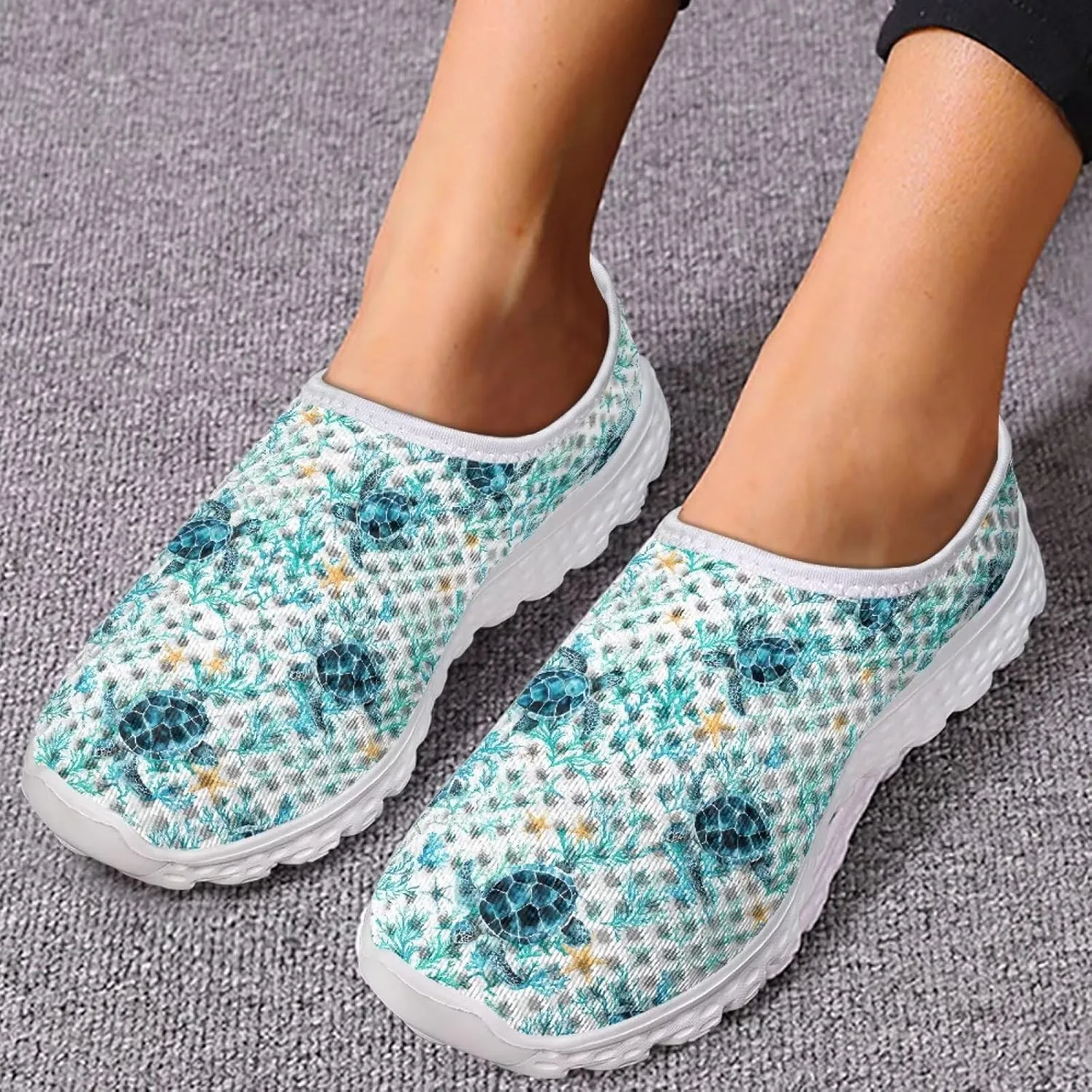 Womens Slip on Walking Shoes Comfort Lightweight Breathable Non-Slip Mesh Casual Tennis Running Sneakers